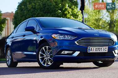 Седан Ford Fusion 2017 в 
