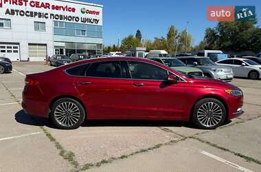 Седан Ford Fusion 2016 в 