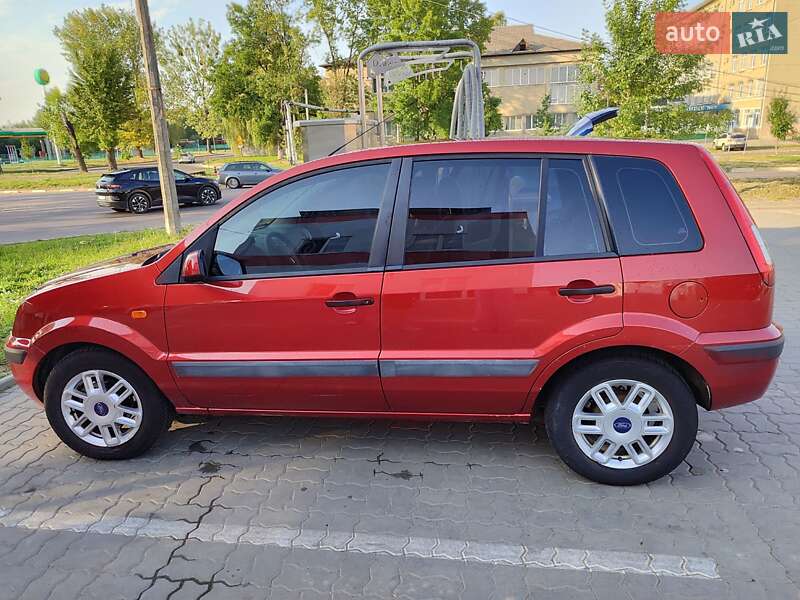 Хэтчбек Ford Fusion 2007 в Калуше