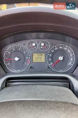 Хэтчбек Ford Fusion 2007 в 