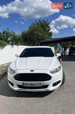 Седан Ford Fusion 2013 в 