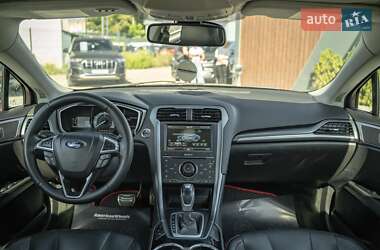 Седан Ford Fusion 2014 в 