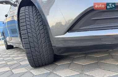 Седан Ford Fusion 2015 в 