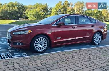Седан Ford Fusion 2015 в Одесі