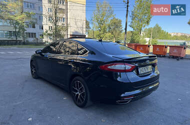 Седан Ford Fusion 2013 в 