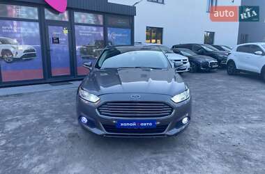 Седан Ford Fusion 2013 в 