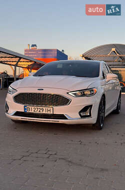 Ford Fusion 2020