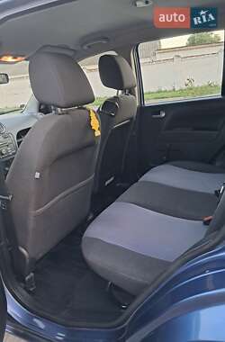 Хетчбек Ford Fusion 2006 в 