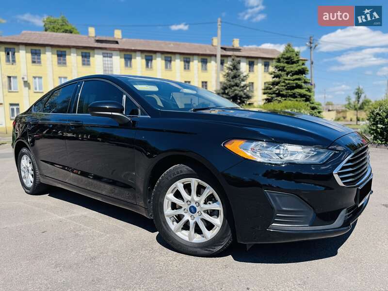 Седан Ford Fusion 2020 в Дніпрі