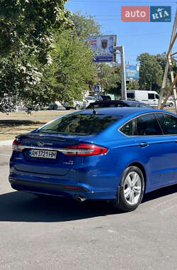 Седан Ford Fusion 2018 в 