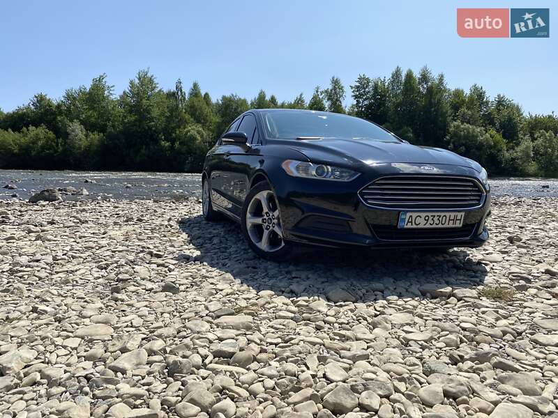 Седан Ford Fusion 2015 в Луцке