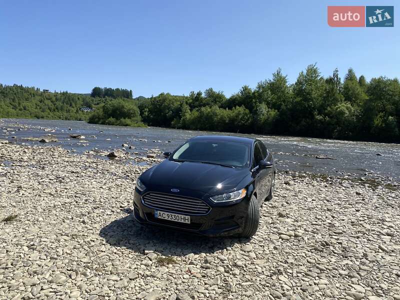 Седан Ford Fusion 2015 в Луцке фото 6 Седан Ford Fusion 2015 в Луцке