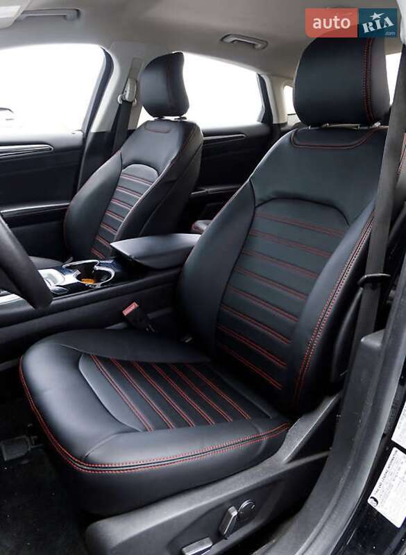 Седан Ford Fusion 2015 в Луцке