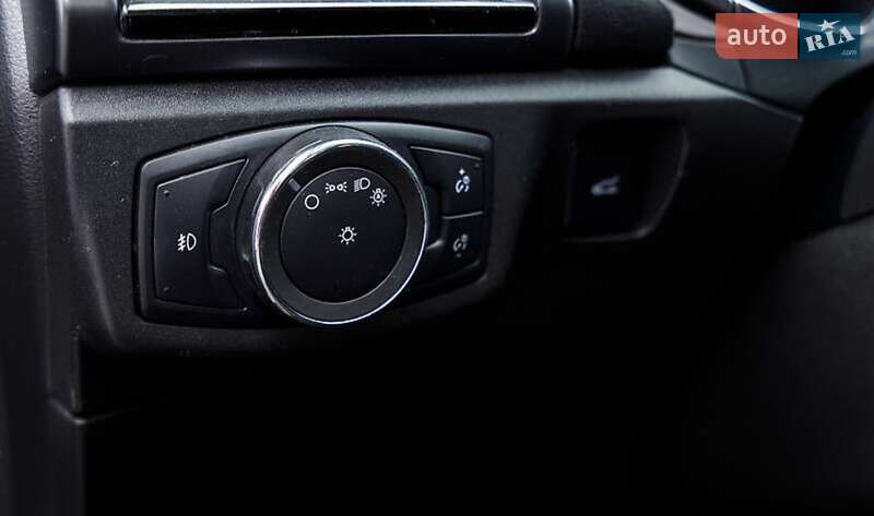 Седан Ford Fusion 2015 в Луцке фото 19 Седан Ford Fusion 2015 в Луцке