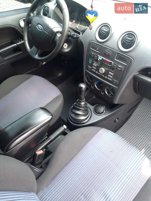 Хетчбек Ford Fusion 2006 в Первомайську фото 8 Хетчбек Ford Fusion 2006 в Первомайську