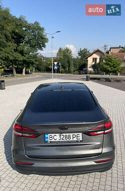 Седан Ford Fusion 2018 в 