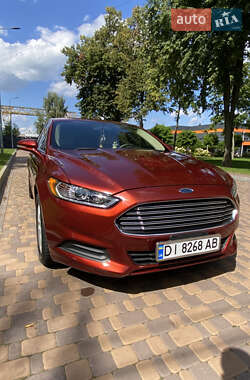 Седан Ford Fusion 2014 в 