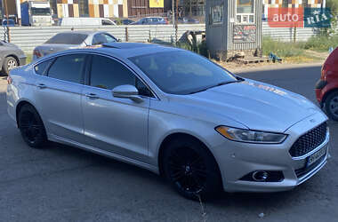Седан Ford Fusion 2014 в 