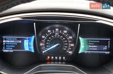 Седан Ford Fusion 2013 в 