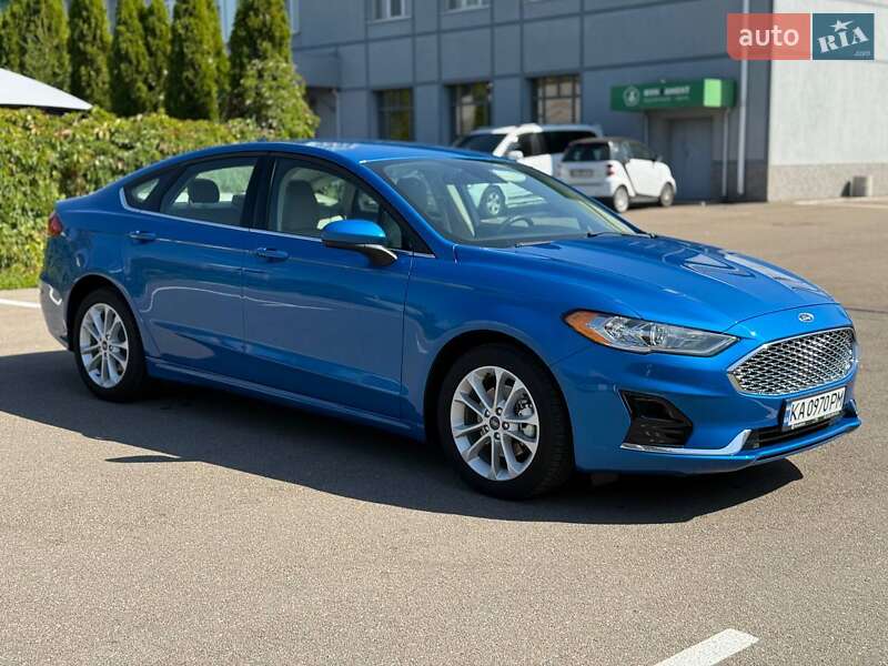 Ford Fusion 2020