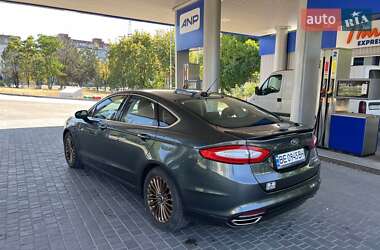 Седан Ford Fusion 2015 в 