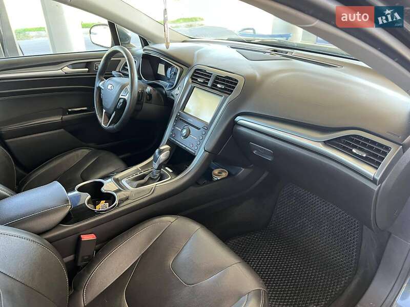 Седан Ford Fusion 2015 в Николаеве