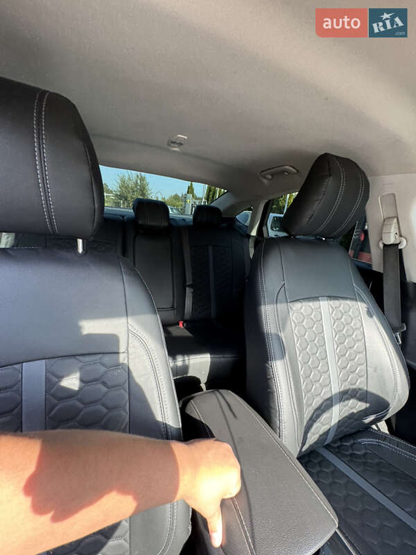 Седан Ford Fusion 2015 в Рудки