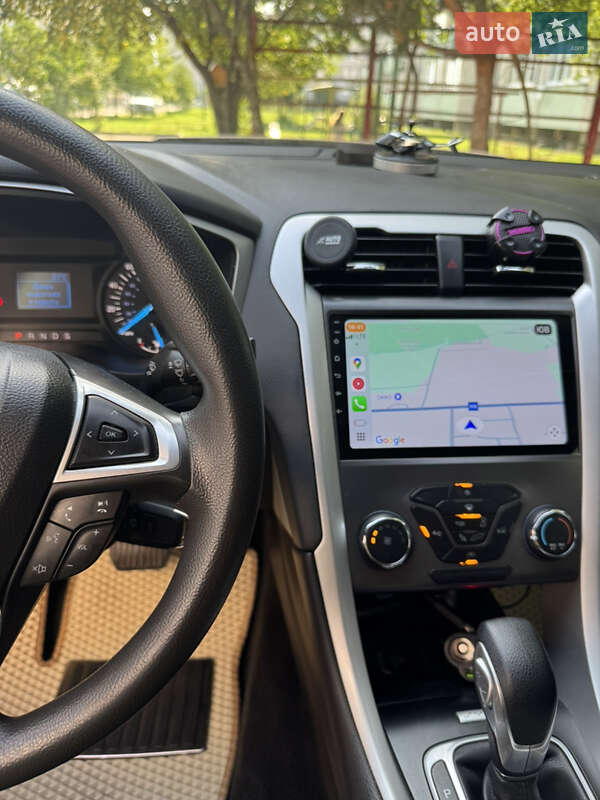 Седан Ford Fusion 2015 в Рудки