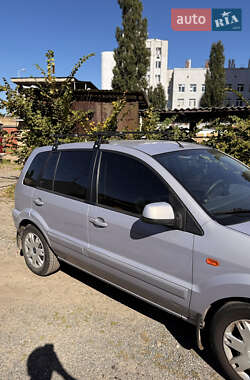 Хетчбек Ford Fusion 2011 в 