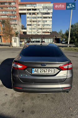 Седан Ford Fusion 2014 в 