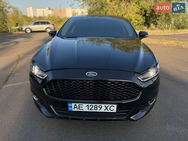 Седан Ford Fusion 2016 в Кривом Роге