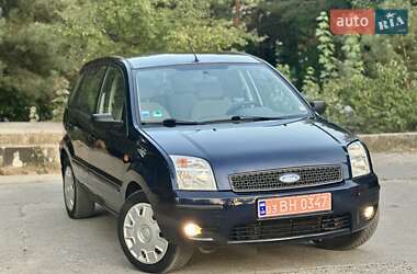 Хэтчбек Ford Fusion 2005 в 