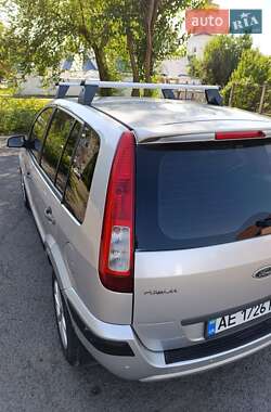 Хэтчбек Ford Fusion 2007 в 