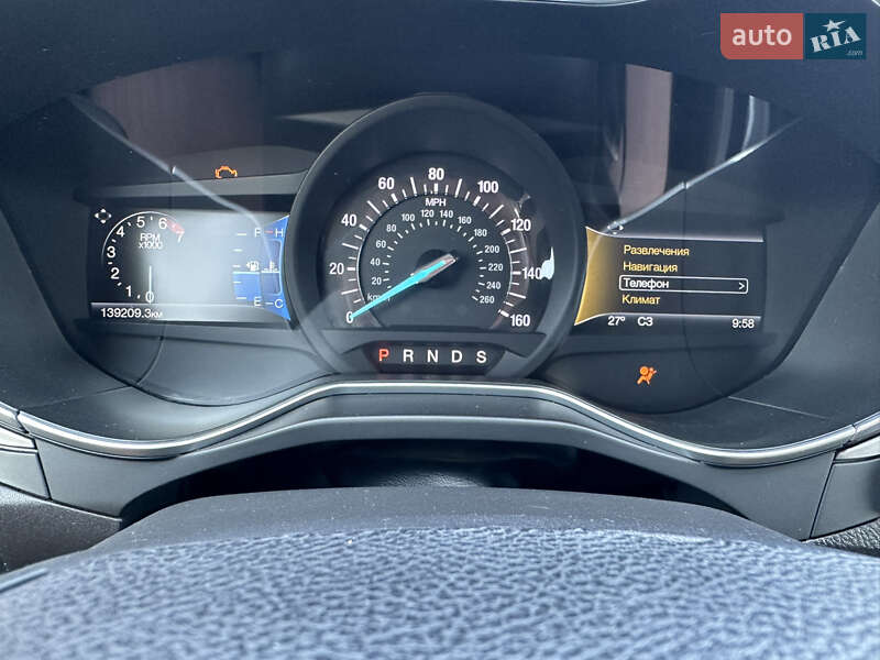 Седан Ford Fusion 2015 в Черкасах