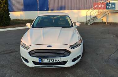 Седан Ford Fusion 2013 в 