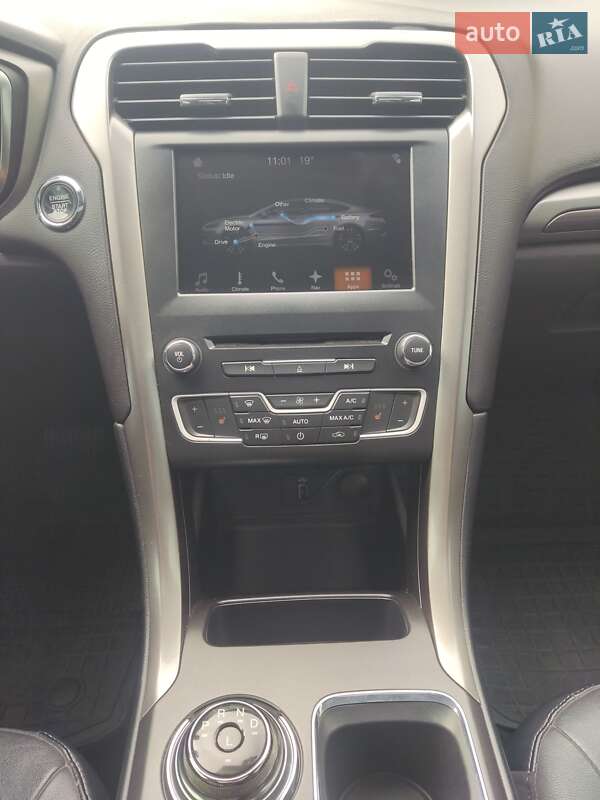 Седан Ford Fusion 2017 в Золочеве