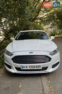 Ford Fusion 2015