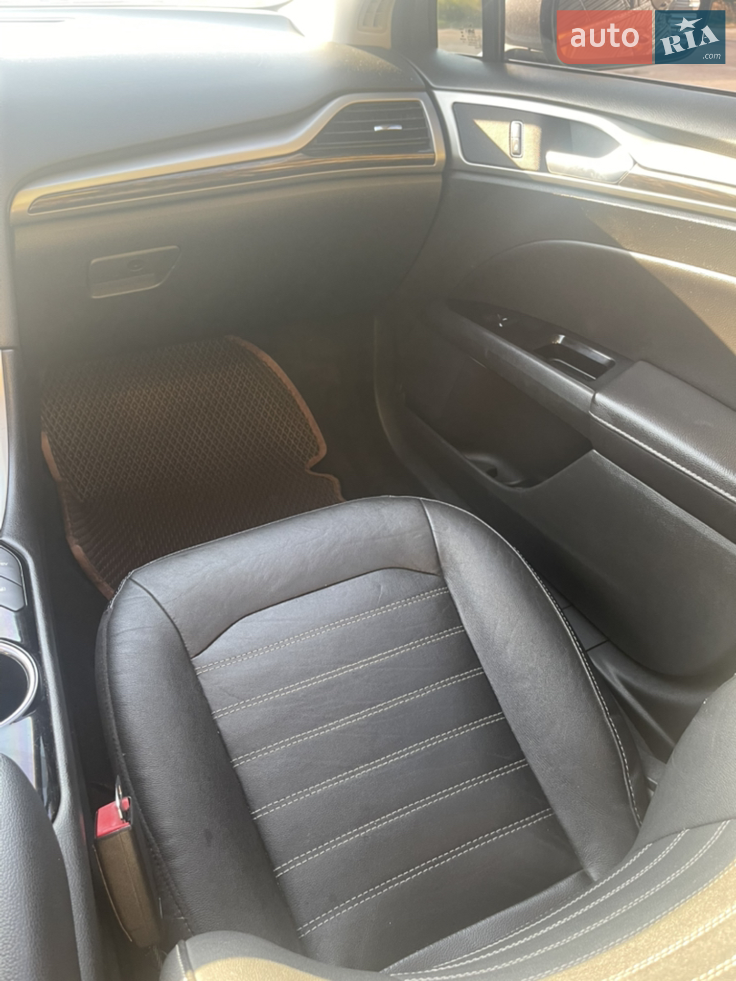 2014 Ford Fusion - мініатюра 11
