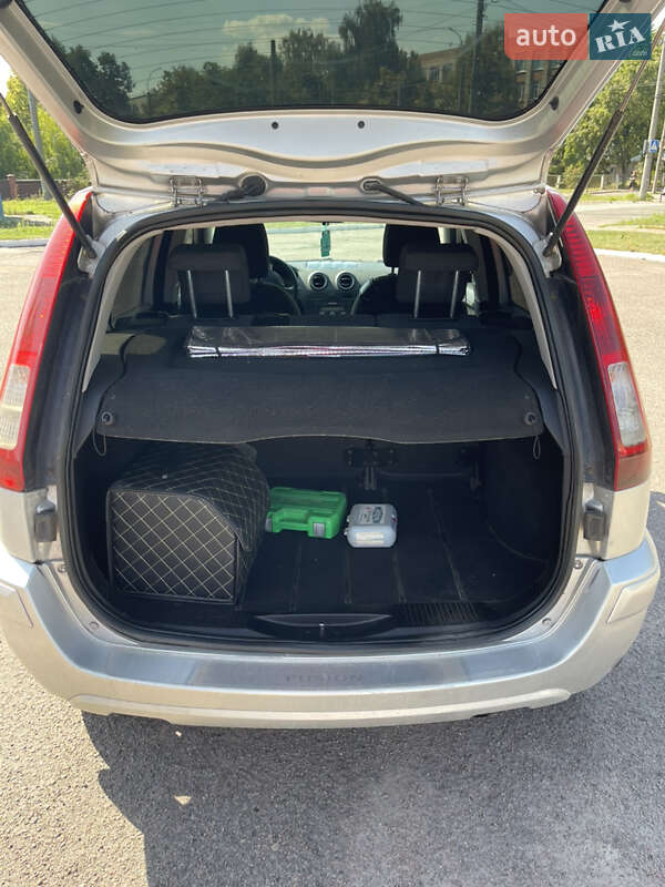 Хетчбек Ford Fusion 2011 в Рівному