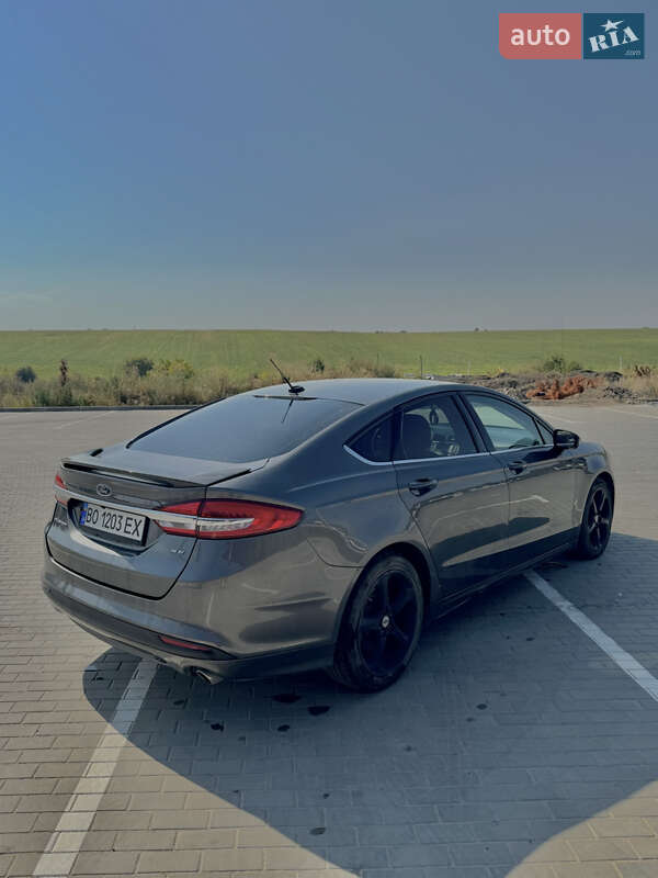 Седан Ford Fusion 2018 в Тернополе