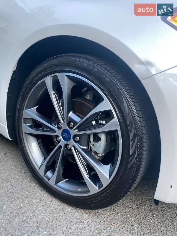 Седан Ford Fusion 2019 в Киеве фото 14 Седан Ford Fusion 2019 в Киеве