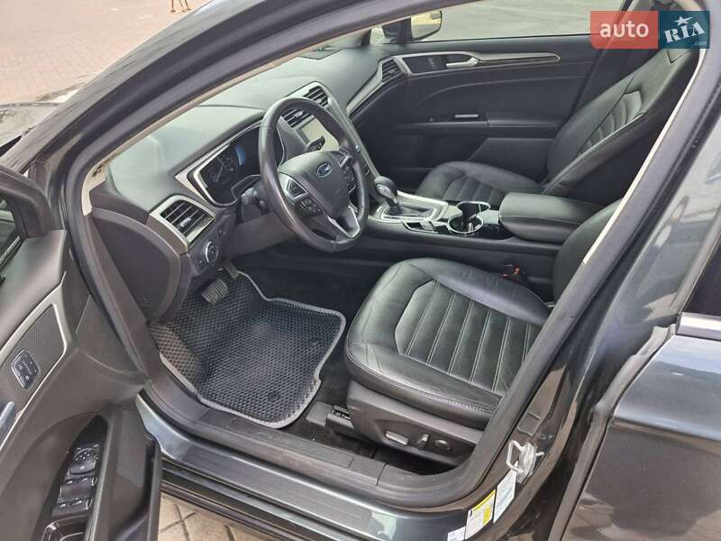Седан Ford Fusion 2014 в Києві