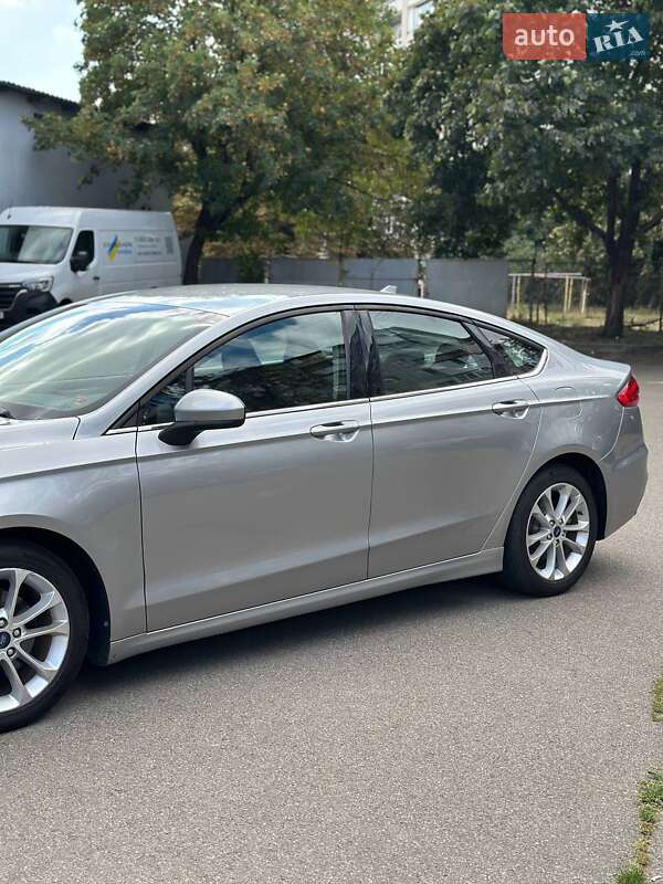 Седан Ford Fusion 2020 в Киеве