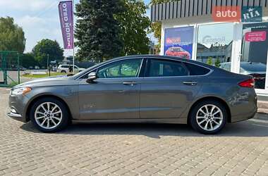 Седан Ford Fusion 2016 в 