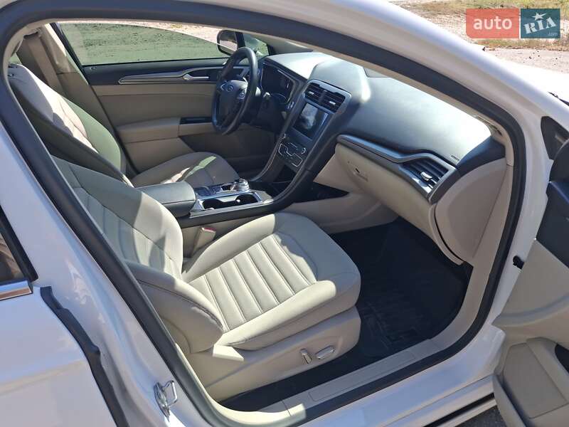 Седан Ford Fusion 2017 в Вінниці