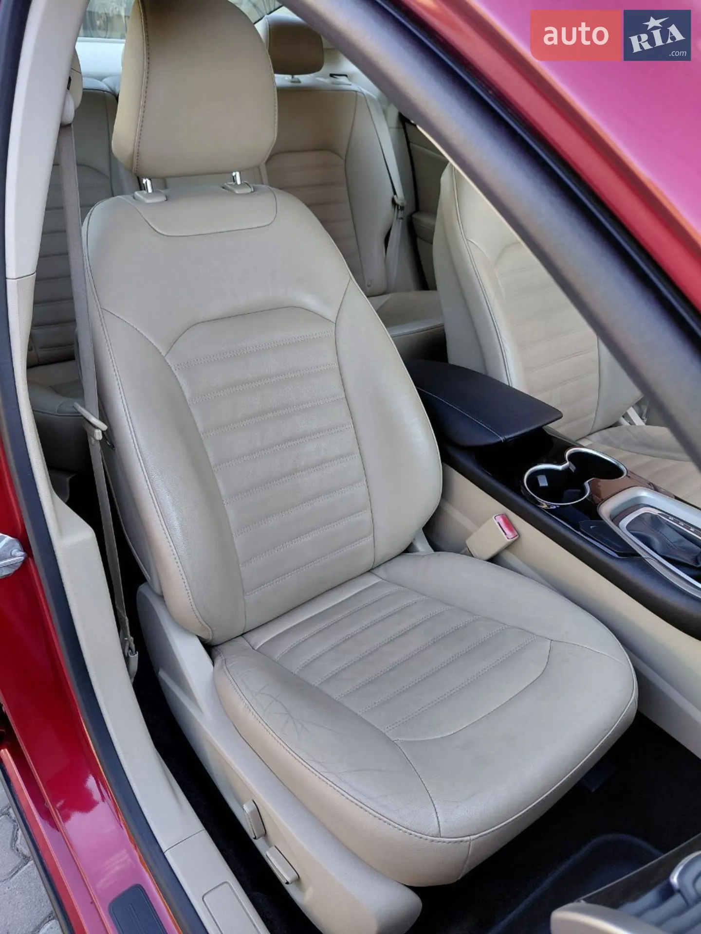 2014 Ford Fusion - мініатюра 19