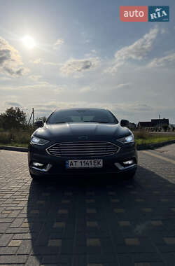 Седан Ford Fusion 2017 в 