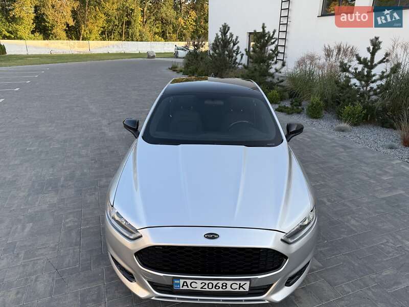 Седан Ford Fusion 2012 в Луцьку