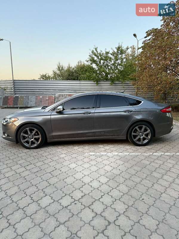 Седан Ford Fusion 2014 в Павлограде