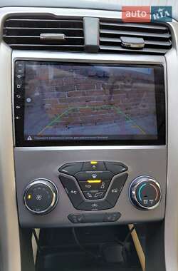 Седан Ford Fusion 2014 в Сокале